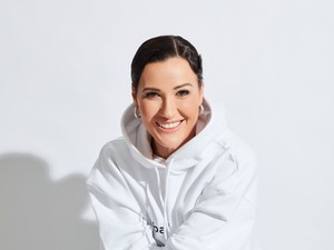 Janicsák Veca üzenete a nőknek: ne bántsátok egymást! - Nézd vissza az élő beszélgetést