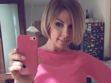 Pirner Alma a pink üzletasszony