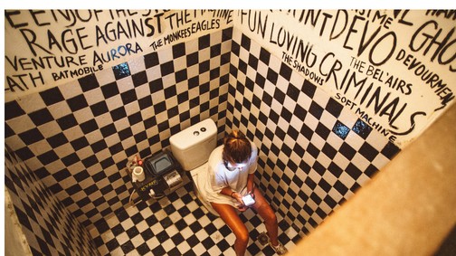 Minden hatodik magyar tini küldött már magáról erotikus fotót chaten