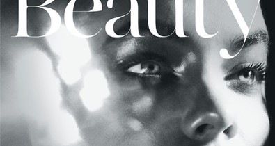 Palvin Barbarát magyar fotós fényképezte a Vogue magazinnak