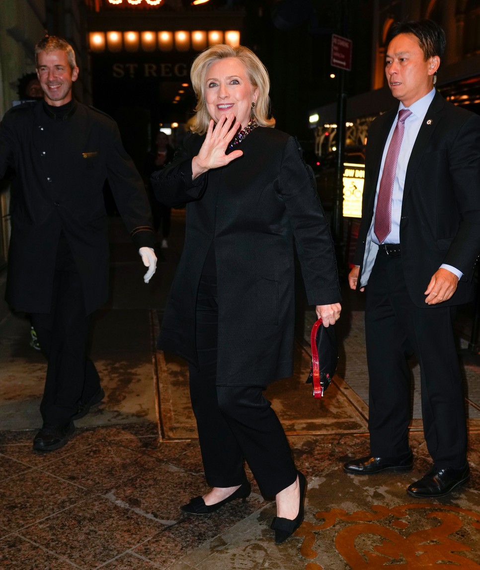 Hillary Clinton és Madonna rokoni kapcsolatára az Ellen Show-ban derült fény