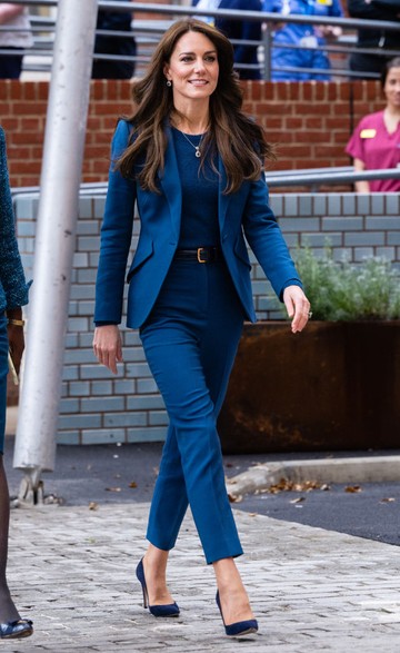 Katalin hercegné egyik nagy kedvence a nadrágkosztüm - elegáns, sikkes és letisztult. (2023) 