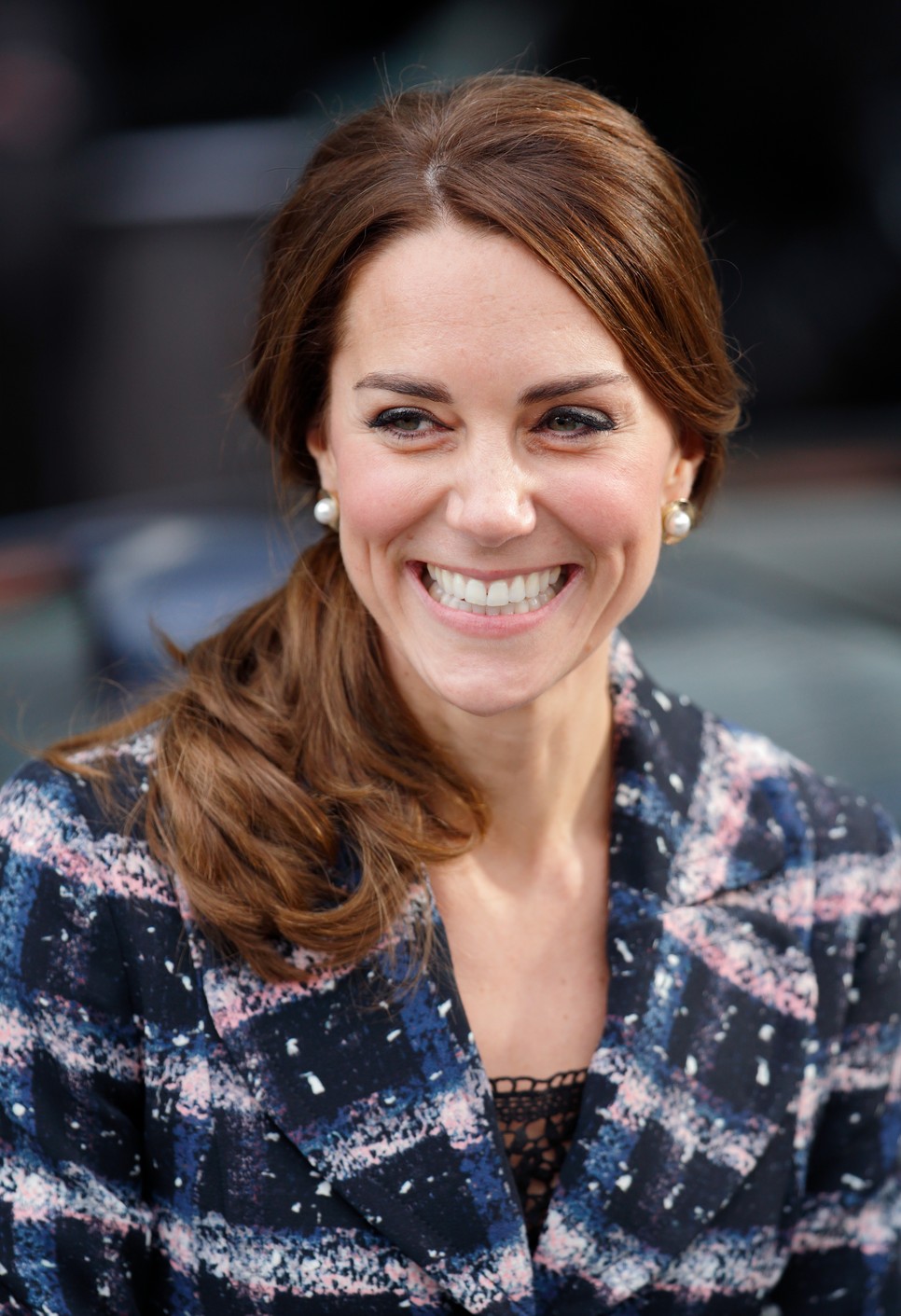 2016-ra már a szín tekintetében is megfigyelhető némi változás