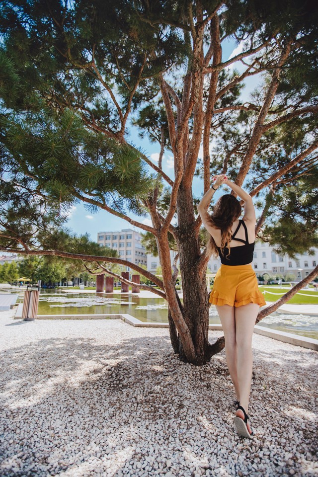 Johanna szereti a trükkös darabokat ma is egy ilyet viselt