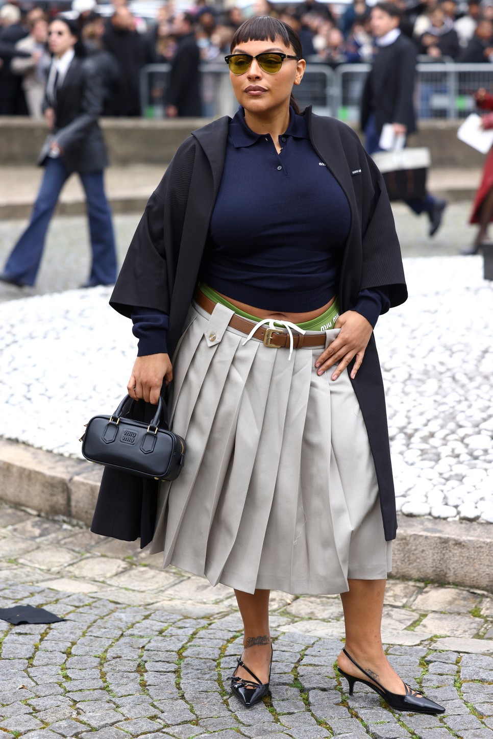 Paloma Elsesser modell a Miu Miu bemutatóján volt vendég, ahol felvonult pár tenisz stílusú darab újragondolva