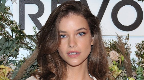 Úristen: rég nem láttunk Palvin Barbiról ilyen forró képeket