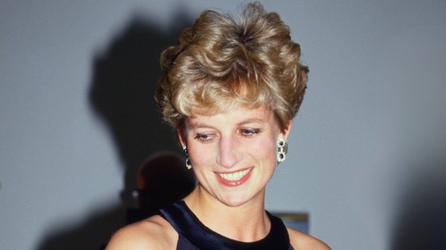 Sosem látott fotók kerültek elő Diana hercegnéről, alig ismerünk rá a képeken