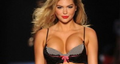Kate Upton kövér disznó - állítja a Skinny Gossip bloggere