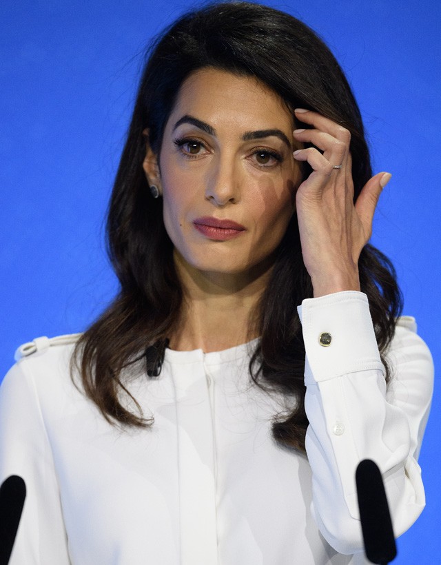 Jó ég, letartóztatták Amal Clooney nővérét