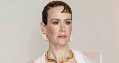 Az 50 éves Sarah Paulson meztelen szettje az egyik legbátrabb, amit valaha láttunk