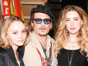 Johnny Depp családja és a barátai is megszóltak