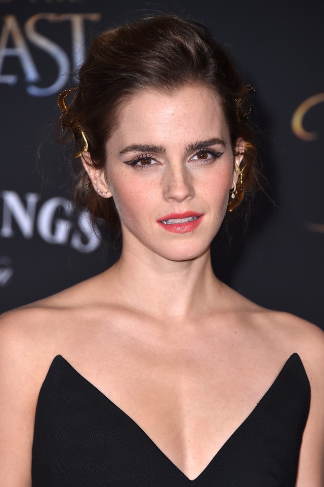 Emma Watson mellolaj