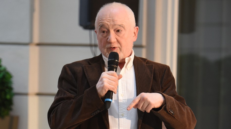 glamour nádasdy ádám borító