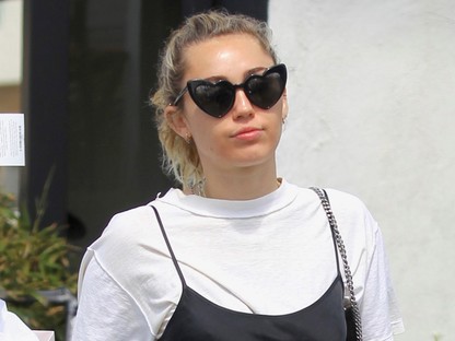 Miley Cyrus és édesanyja olyanok, mintha testvérek lennének! Nézd ezeket a fotókat