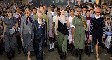 Sorra váltják le modelljeiket a divatházak: eljött az AI manökenek kora?