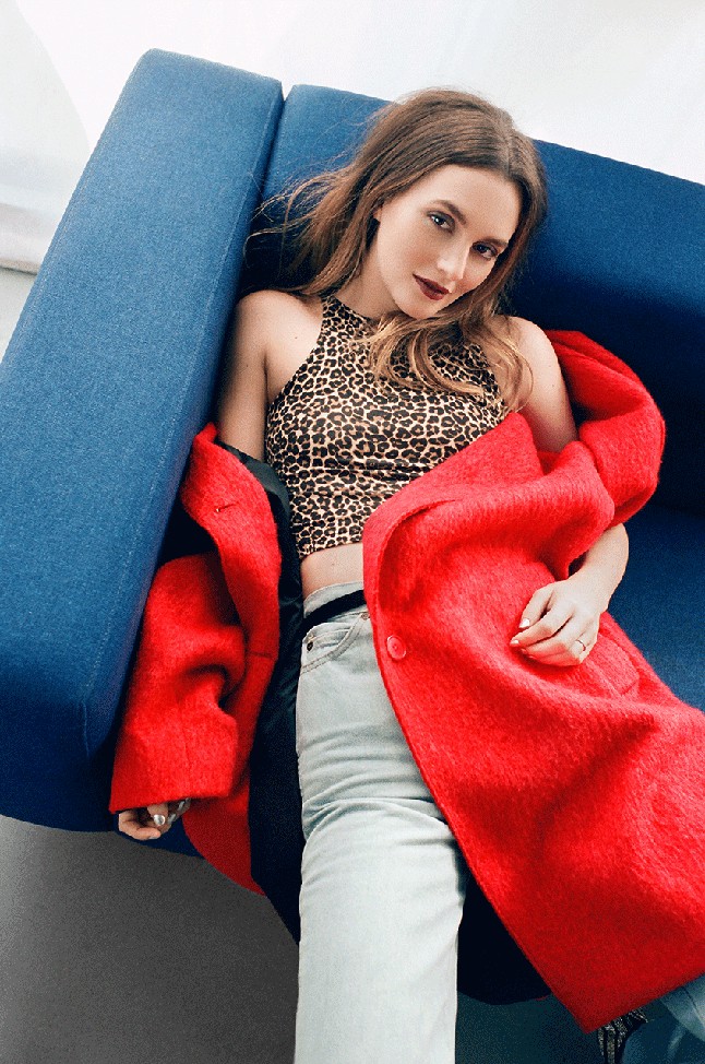 Leighton Meester újratöltve