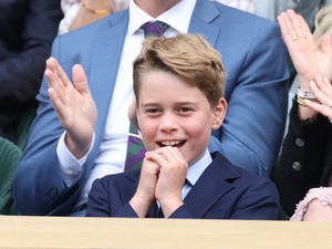 A szülinapos György hercegre alig ismertünk rá a friss fotóján, elképesztően hasonlít az apukájára