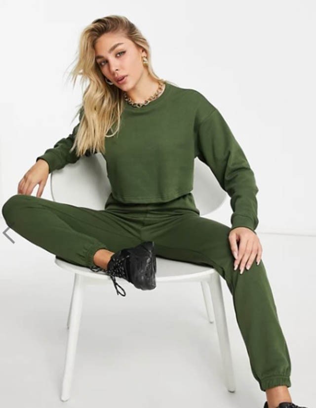 Missguided melegítőszett ASOS 15,19 font