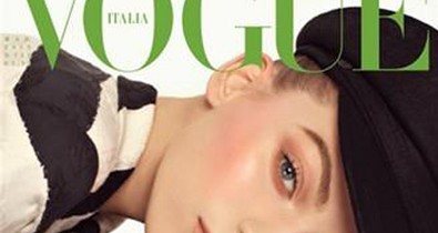 Szenzáció: Axente Vanessa harmadszor az olasz Vogue címlapján!