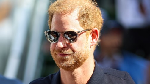 Öt hónap után tért vissza Angliába Harry herceg: megindító, hova vezetett legelső útja