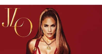 Lakkbőr szoknya, leszíjazott mellek - JLo vizuális sokkja