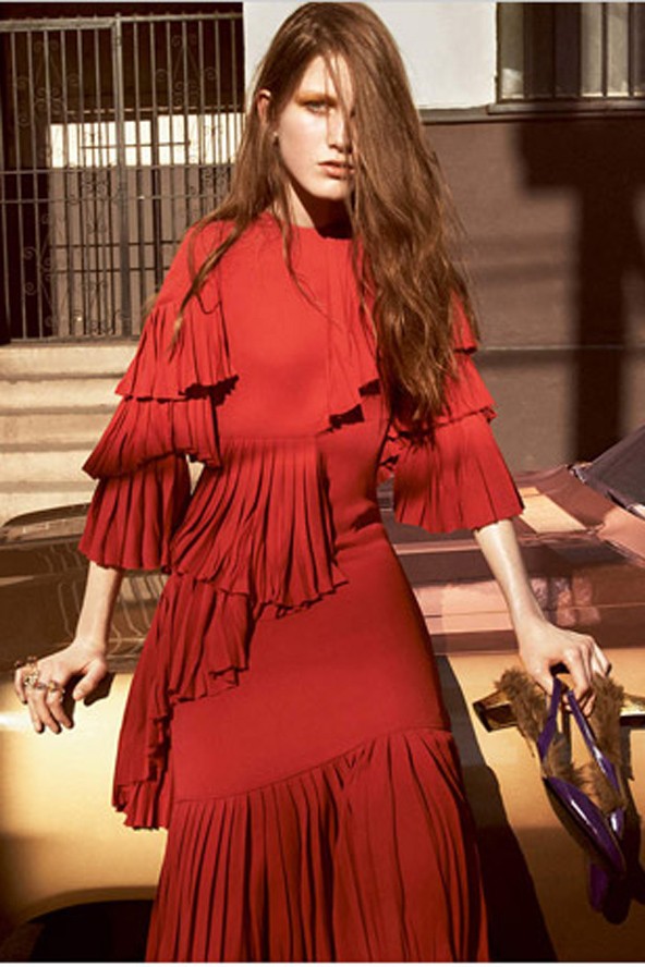 Ha drága a ruhád, fodrász se kell