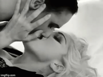 Madonna titkos leszbikus kapcsolata: két évig ostromolta a modellt