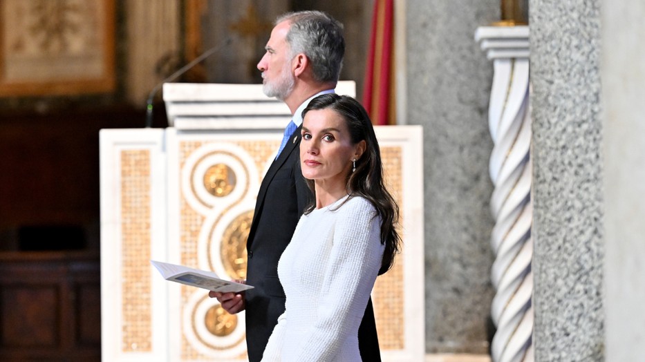 Így festett Letícia királyné a Vatikánban, amikor élt a mindössze hét nőnek járó különleges előjoggal