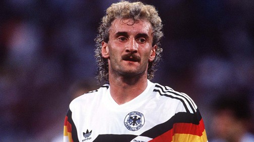 12 férfi, hős, akik bevállalták a világ legbénább frizuráját