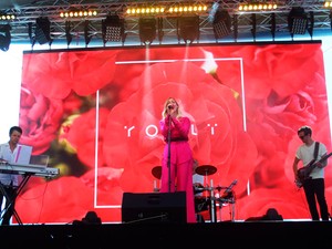 Jön Horányi Juli önálló koncertje