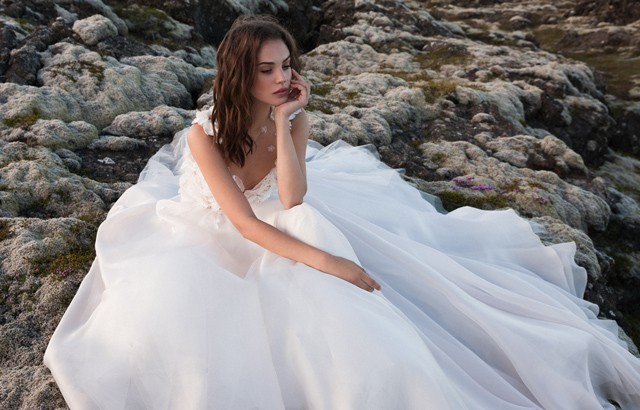 Eláll a szavad, annyira gyönyörűek a magyar márka esküvői ruhái