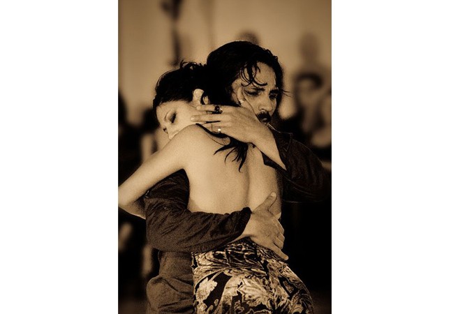 Megérintesz másokat?