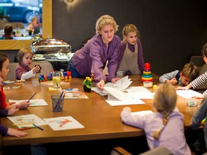 Ünnepi kavalkád az ARAZ világában