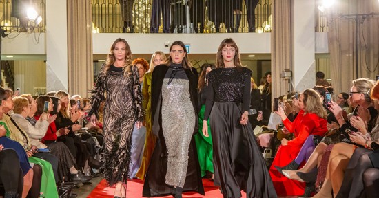 „Ki szeretném űzni a fejekből, hogy a vallásos nő csak zsákruhát hord”