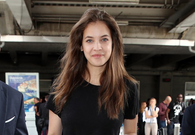 Palvin Barbara a nizzai repülőtéren