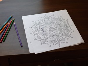 A legőrületebb felnőtt színezőben péniszeket festegethetünk