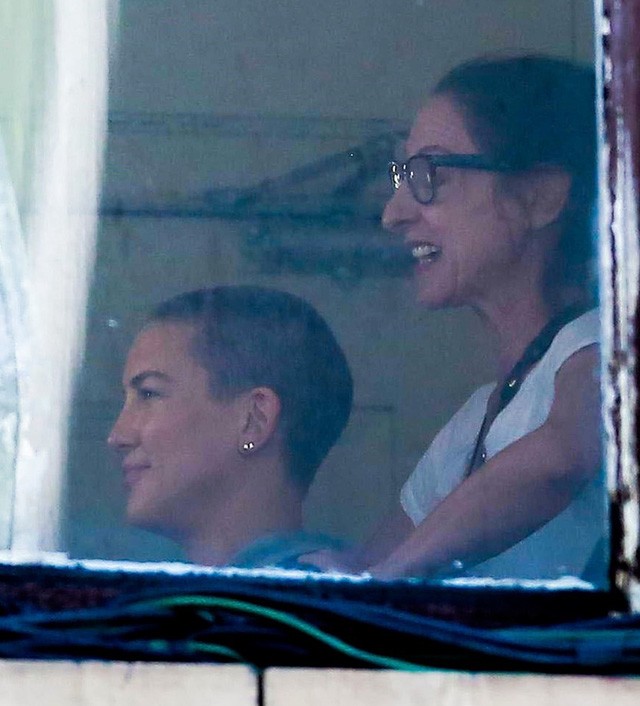 Kate Hudson haj nélkül