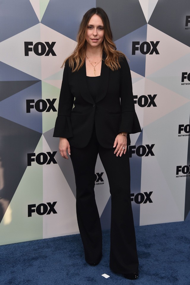 Jennifer Love Hewitt bocsánat