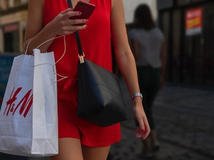 A H&M elkezdte tesztelni a ruhakölcsönzést!!!