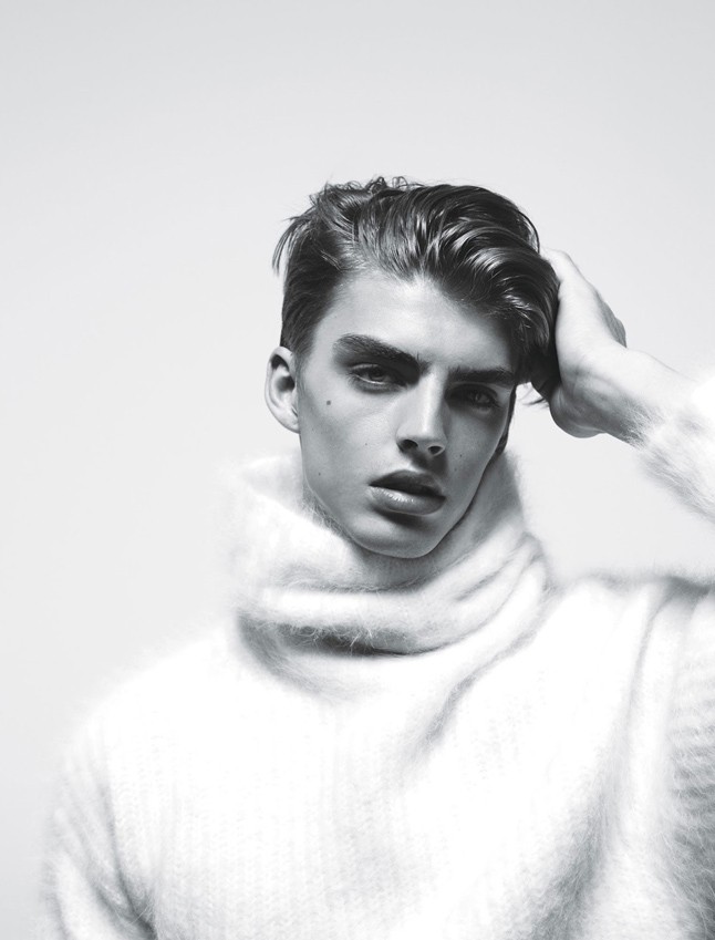 Szupernormális szupermodellek