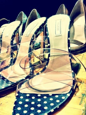 Egy Nina Ricci cipő