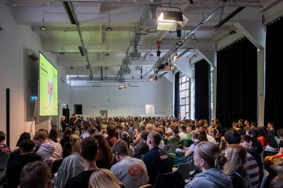 Élet a Margón – ahol a kultúra találkozik a közösséggel, és minden mondat új nézőpontot ad.