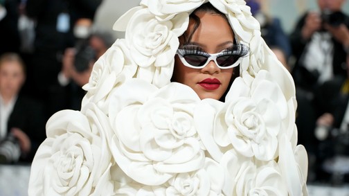 Igen, ezeket a ruhákat tényleg viselték: Íme az elmúlt 10 év legszürreálisabb Met-gála ruhái