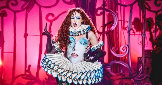 6 napig készült Chapell Roan Szigeten viselt ruhakölteménye, aminek nagyon különleges története van