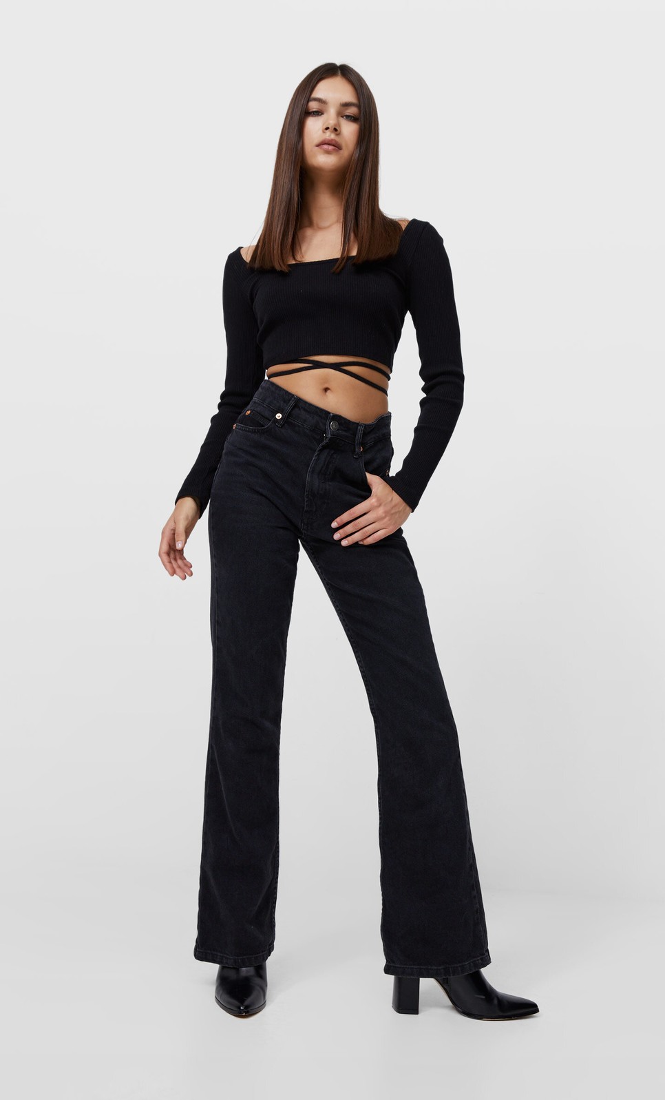 Stradivarius - 8995,-