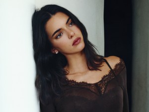 Kendall Jenner új fotóitól a lélegzeted is eláll, nem akármilyen hírt jelentett be