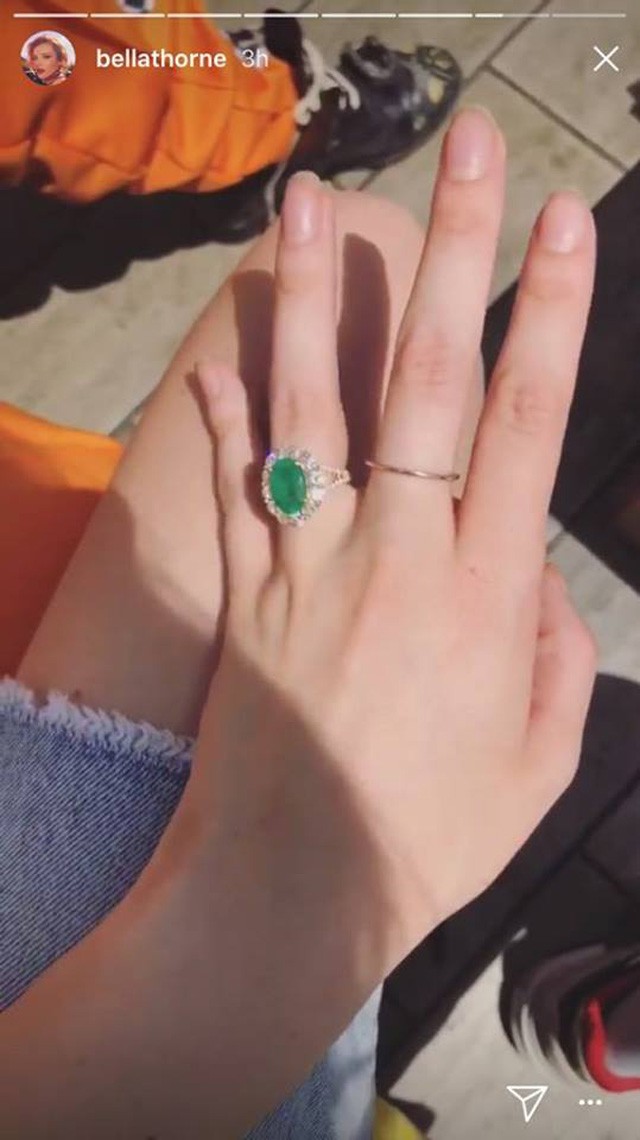 Bella Thorne gyűrűje