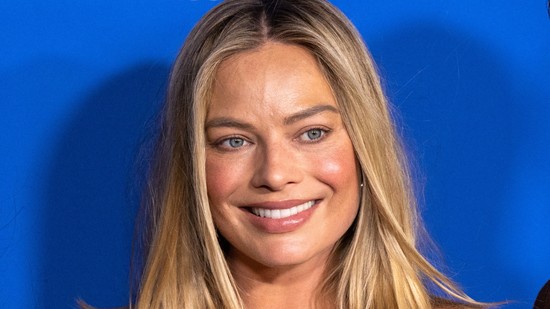 A legnagyobb titokban jött a világra Margot Robbie első gyermeke: kisfia született a gyönyörű színésznőnek