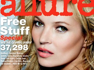 Kate Moss is nagyobb melleket akart