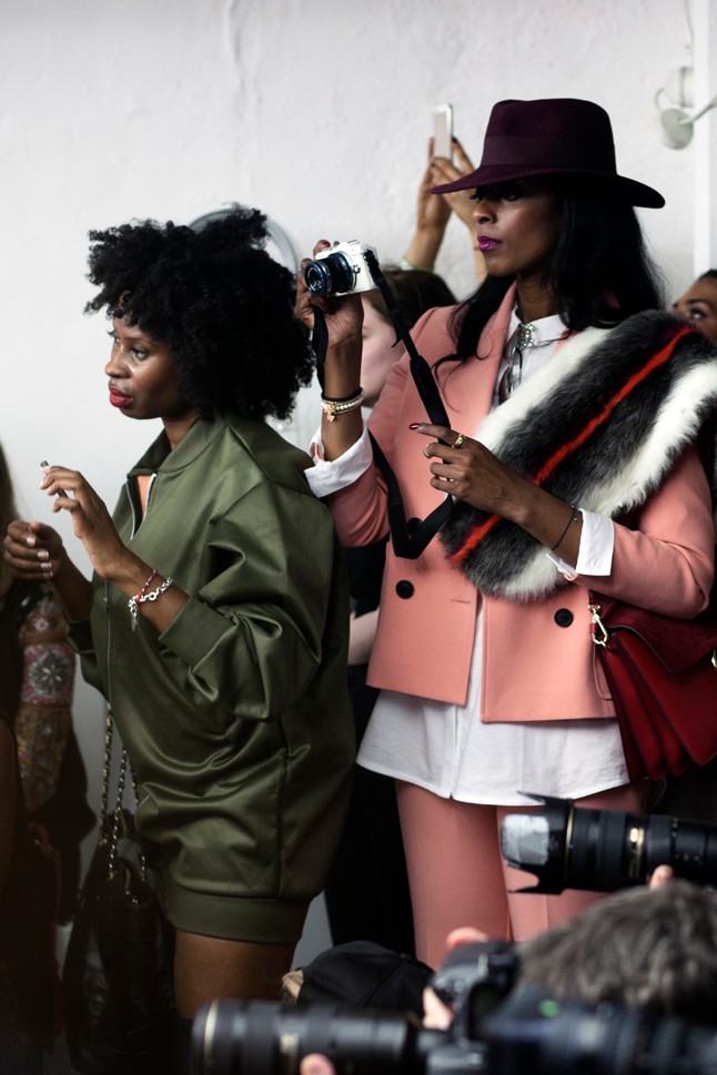 A legjobb streetstyle szettek az angol divatfővárosból, Londonból